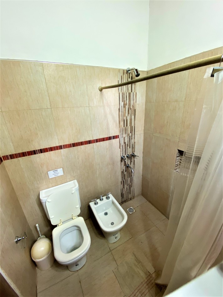 VENDE COMPLEJO DE CABAÑAS EN PASO DE LA PATRIA UBICADO EN UNA ZONA RESIDENCIAL