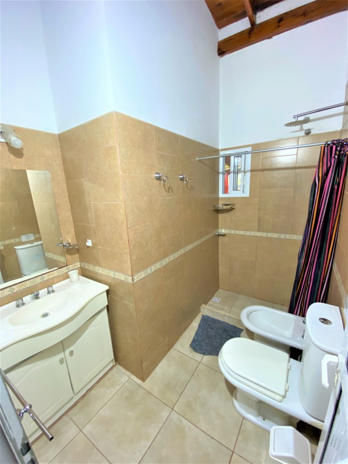 VENDE COMPLEJO DE CABAÑAS EN PASO DE LA PATRIA UBICADO EN UNA ZONA RESIDENCIAL