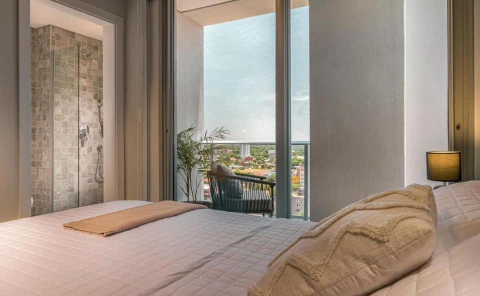 VENDE EXCEPCIONAL DEPARTAMENTO MONOAMBIENTE EN ASUNCION PARAGUAY 