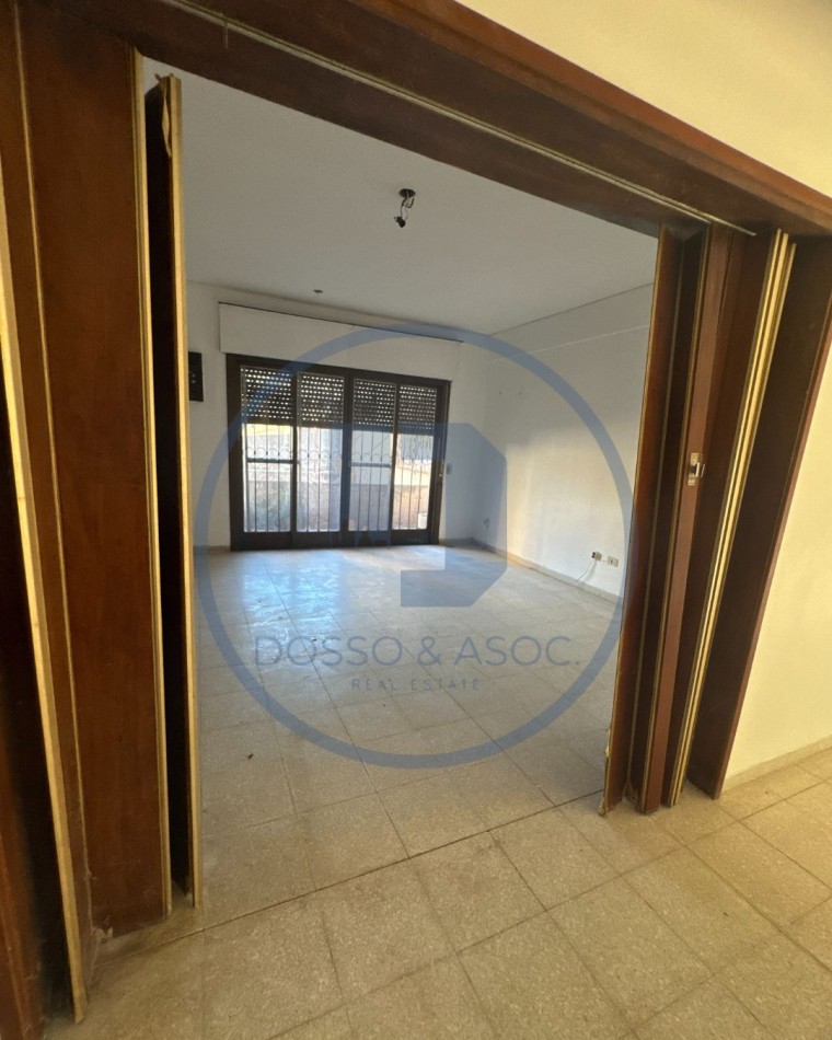 INVERSION CON RENTA + POTENCIAL DE DESARROLLO EN ESQUINA ESTRATEGICA - RESISTENCIA CHACO