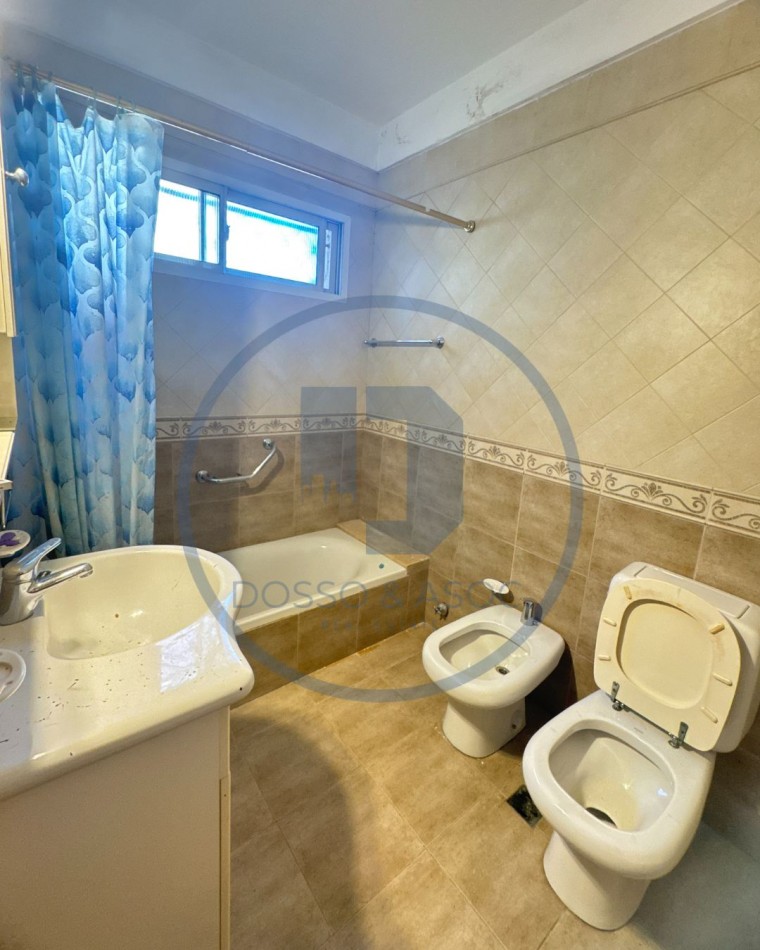 INVERSION CON RENTA + POTENCIAL DE DESARROLLO EN ESQUINA ESTRATEGICA - RESISTENCIA CHACO