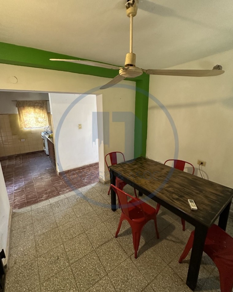 Casa a reciclar en Barrio Italia - Ideal para inversion