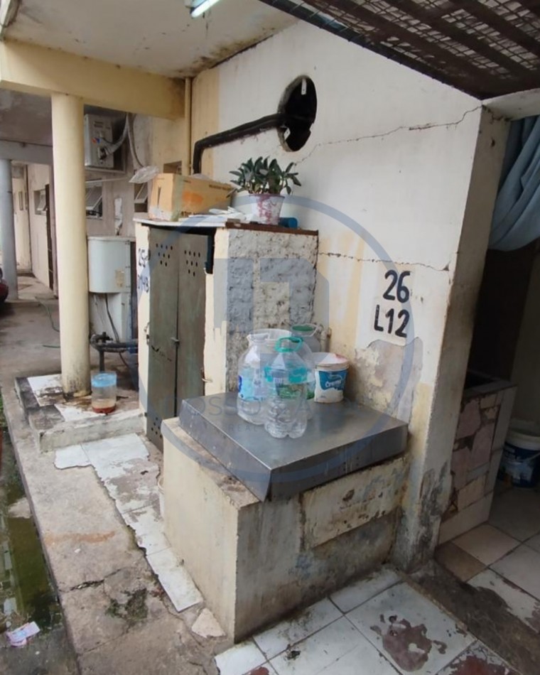 SE VENDE LOCAL COMERCIAL ENFRENTE A HOSPITAL PERRANDO