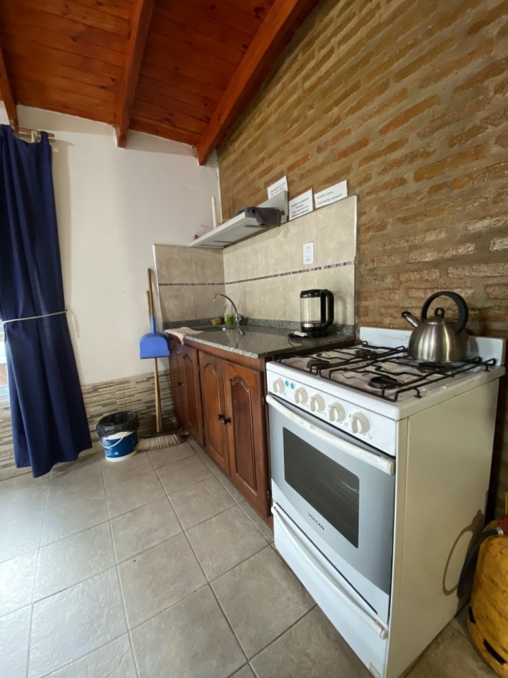 VENDE COMPLEJO DE CABAÑAS EN PASO DE LA PATRIA UBICADO EN UNA ZONA RESIDENCIAL