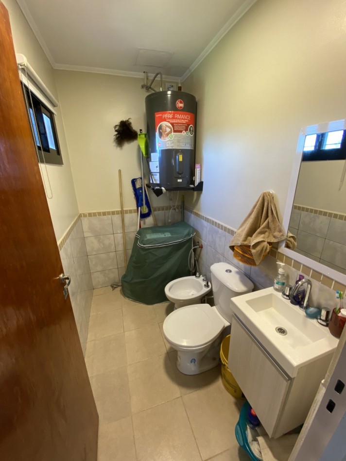 VENDE CASA QUINTA EN BARRIO LOS AROMOS 2, PUERTO TIROL