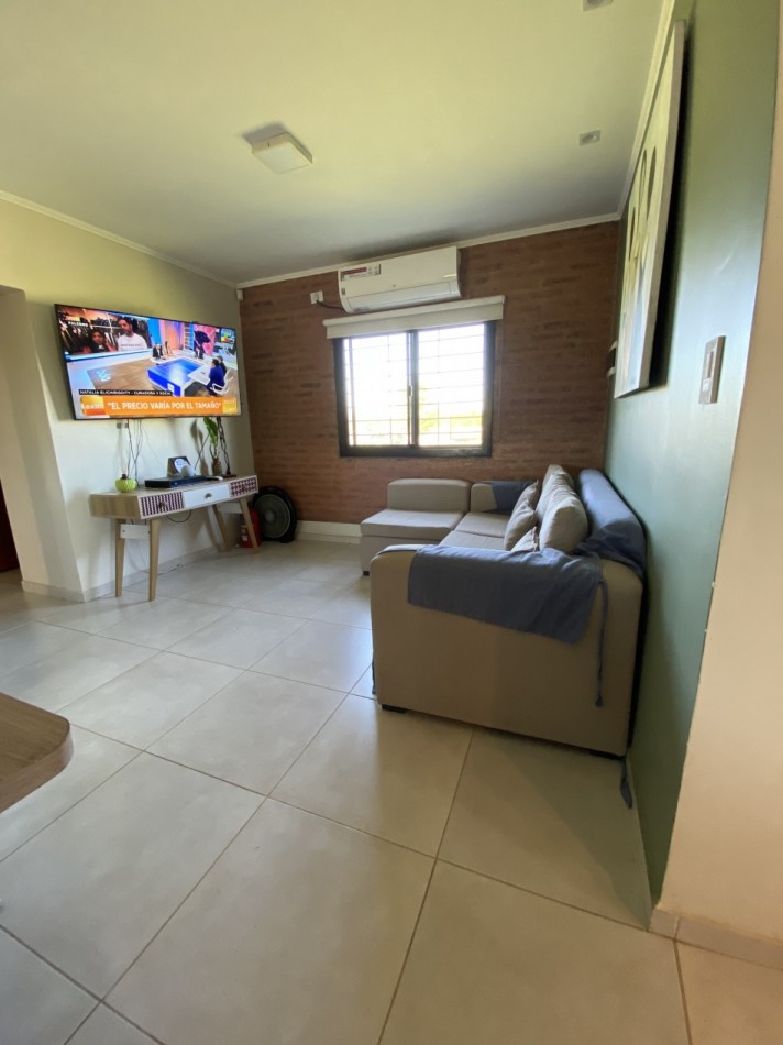 VENDE CASA QUINTA EN BARRIO LOS AROMOS 2, PUERTO TIROL