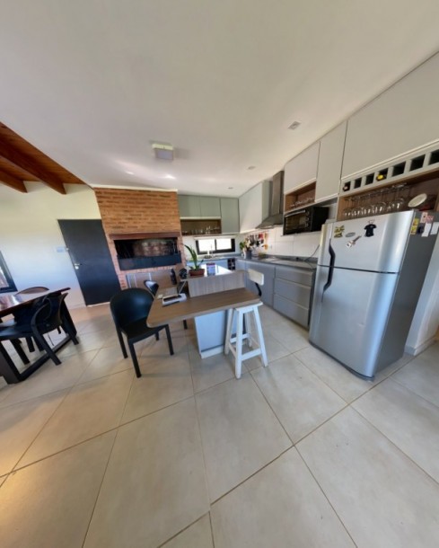 VENDE CASA QUINTA EN BARRIO LOS AROMOS 2, PUERTO TIROL